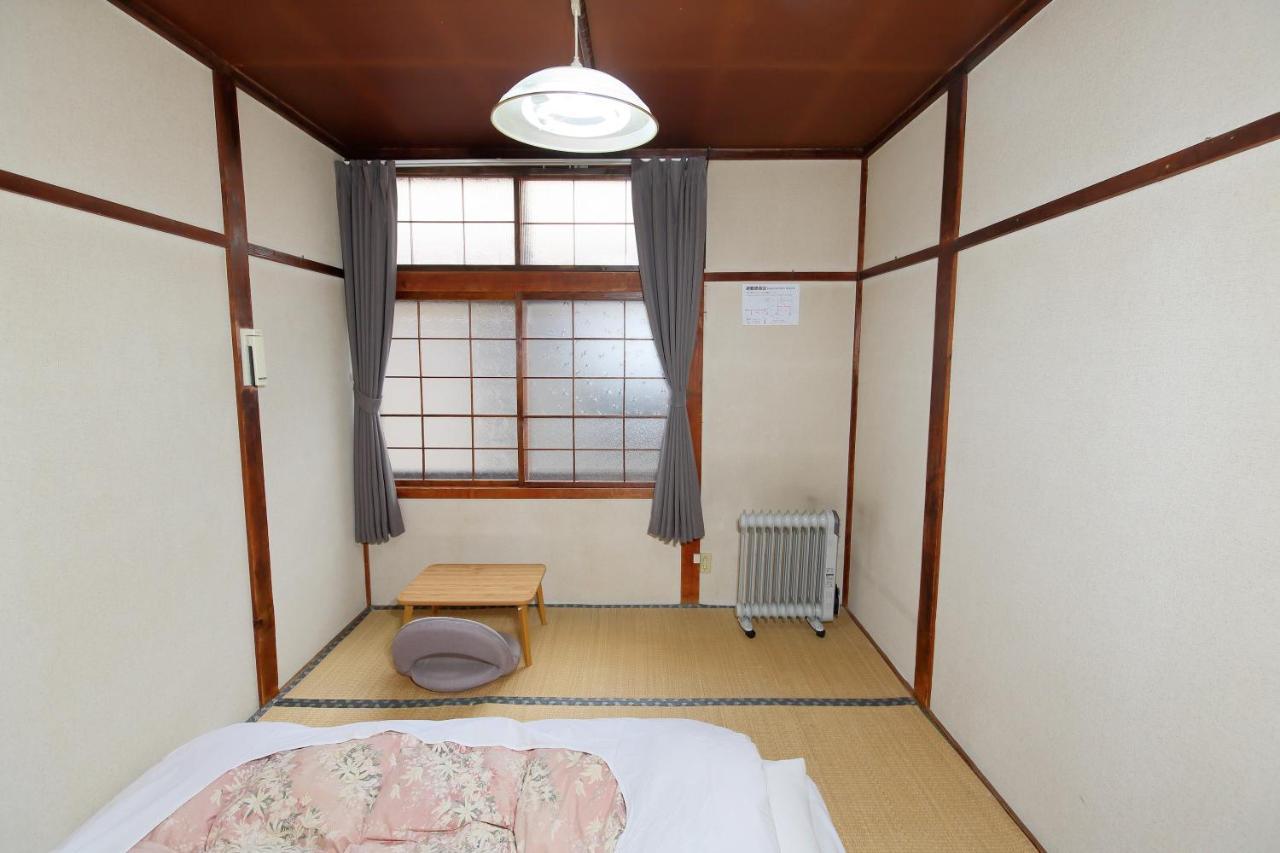 Guest House Shikotsu Kamui Τσιτόσε Εξωτερικό φωτογραφία