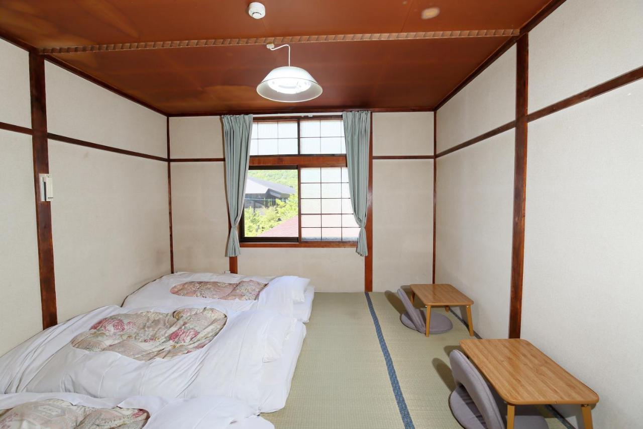 Guest House Shikotsu Kamui Τσιτόσε Εξωτερικό φωτογραφία
